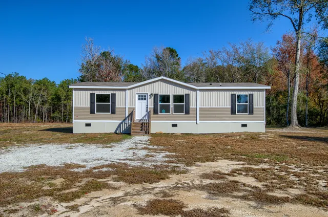 $230,000 | 520 Branch Bend Way, Cross, SC 29436