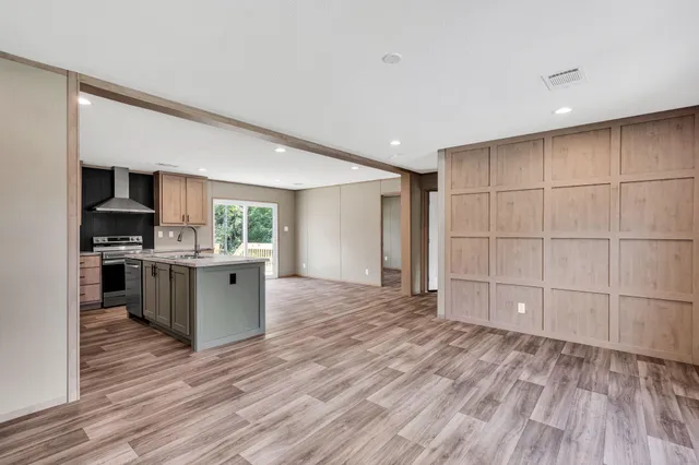 $230,000 | 520 Branch Bend Way, Cross, SC 29436