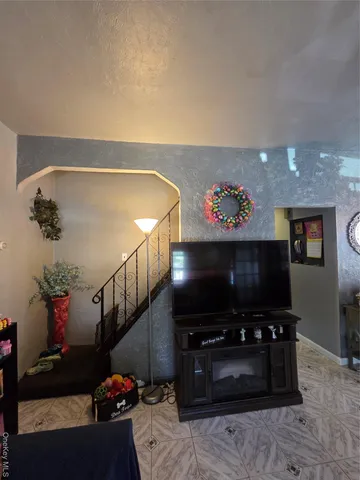 $915,000 | 158-30 96th Street | Old Howard Beach