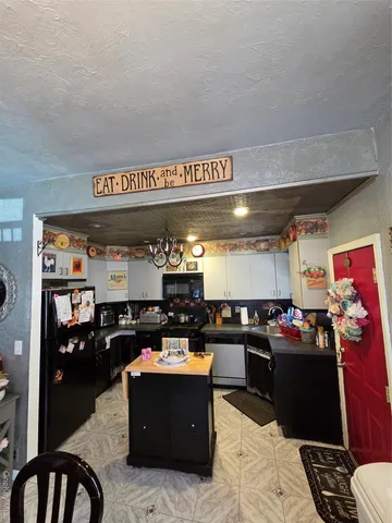 $915,000 | 158-30 96th Street | Old Howard Beach