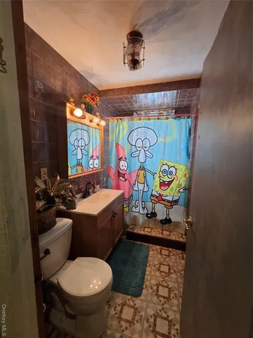 $915,000 | 158-30 96th Street | Old Howard Beach