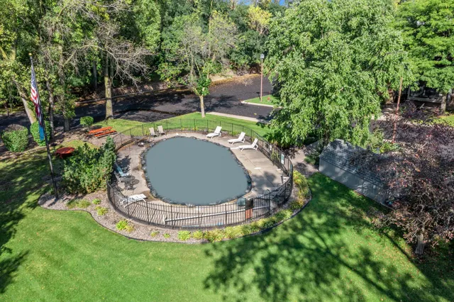 $199,900 | 10 Windsor Court, Unit 102, New Brighton, MN 55112