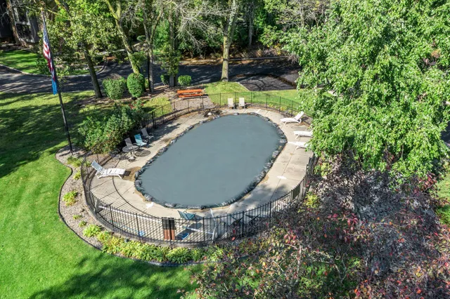 $199,900 | 10 Windsor Court, Unit 102, New Brighton, MN 55112