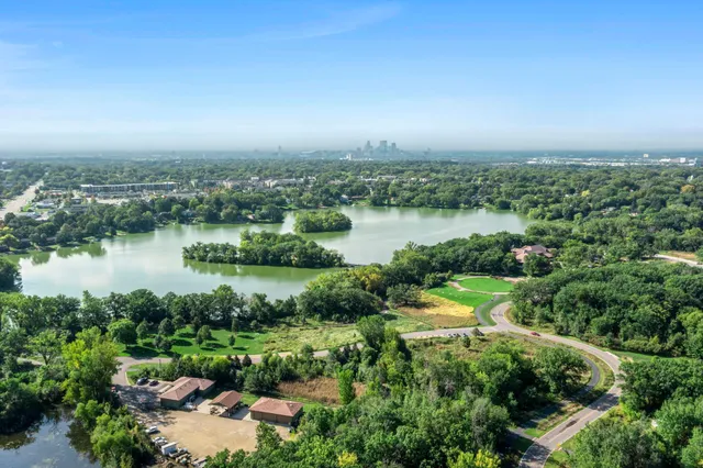 $199,900 | 10 Windsor Court, Unit 102, New Brighton, MN 55112