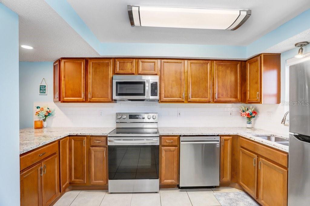 314 Windrush Boulevard, Unit 12 Indian Rocks Beach, FL 33785 - Photo 11 of 39