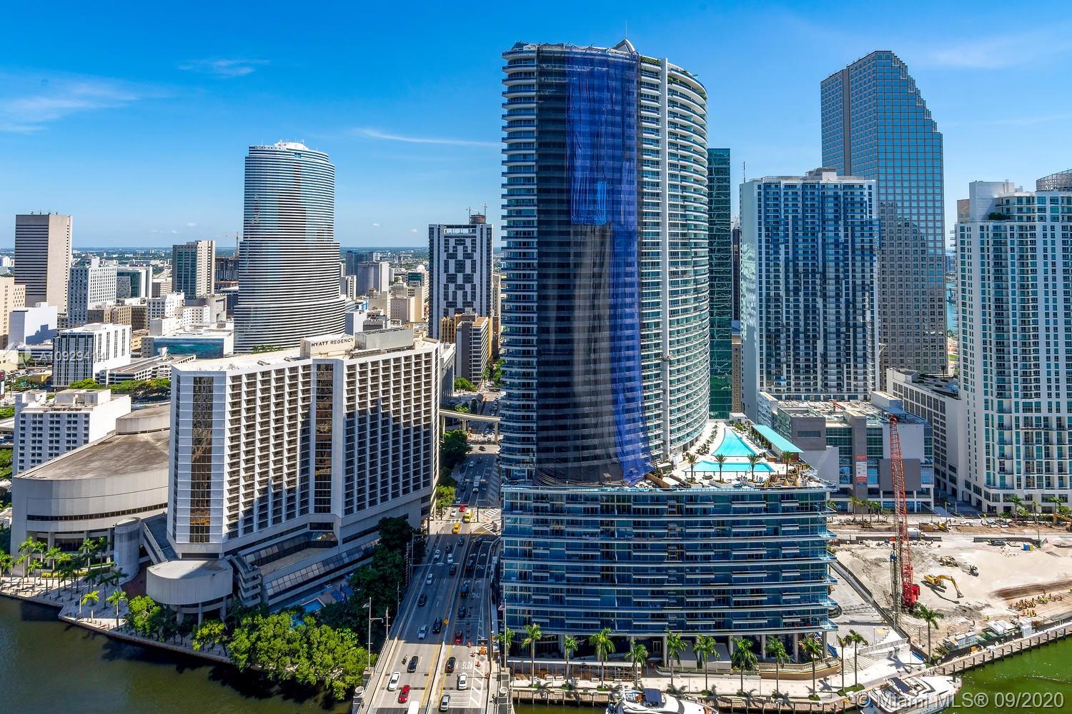 485 Brickell Avenue, Unit 3704 Miami, FL 33131 - Photo 11 of 65 North view from 3704
