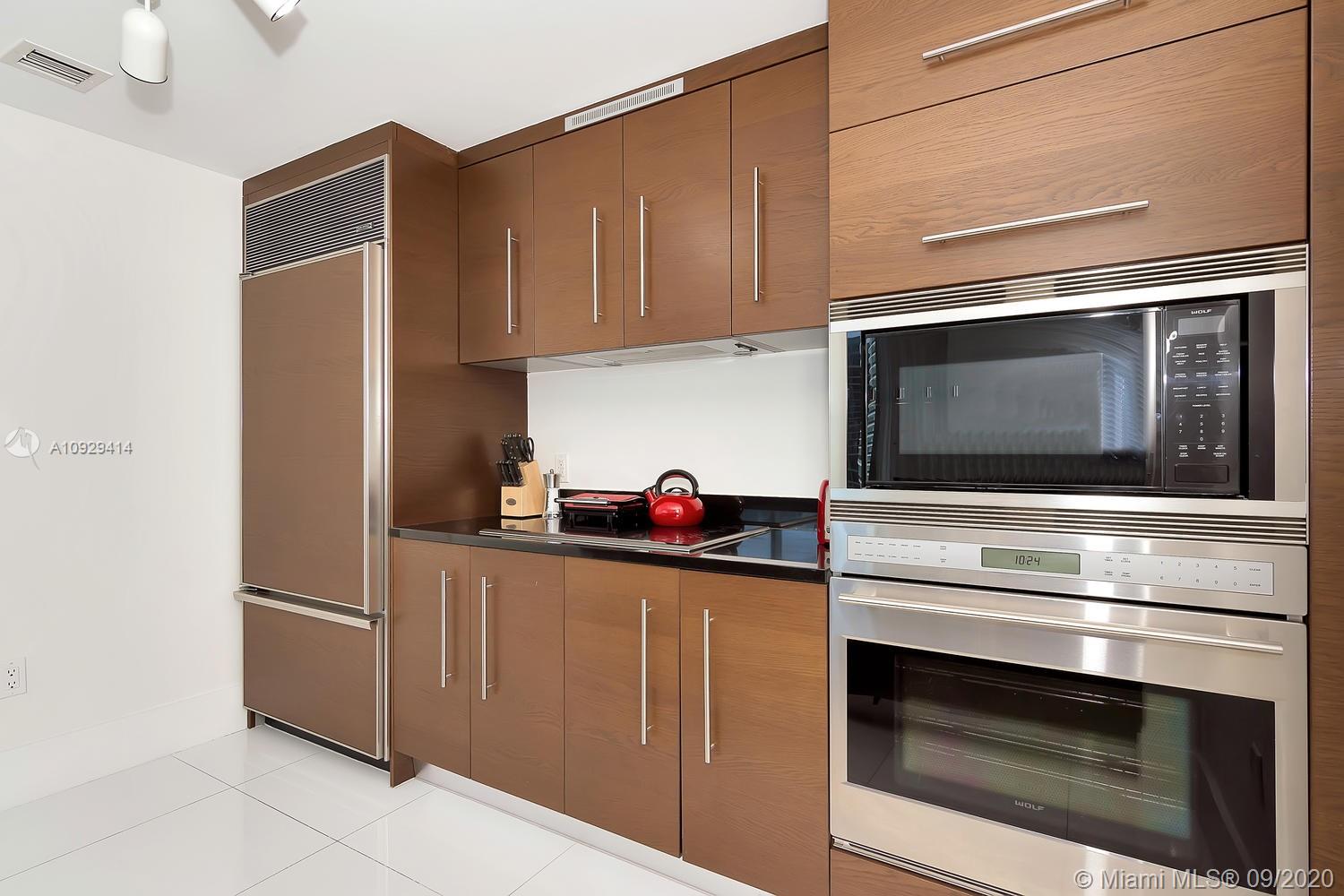 485 Brickell Avenue, Unit 3704 Miami, FL 33131 - Photo 18 of 65