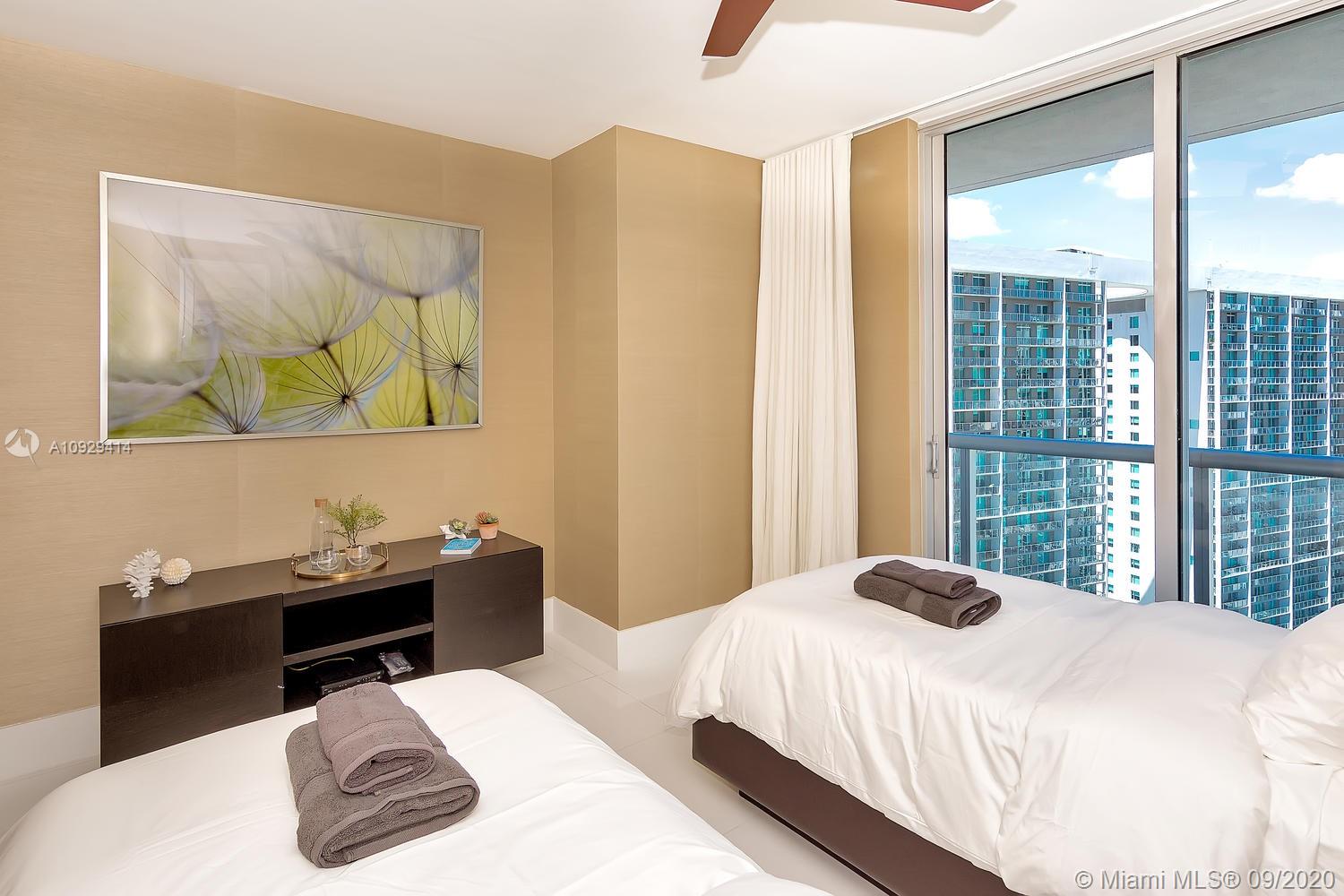 485 Brickell Avenue, Unit 3704 Miami, FL 33131 - Photo 35 of 65