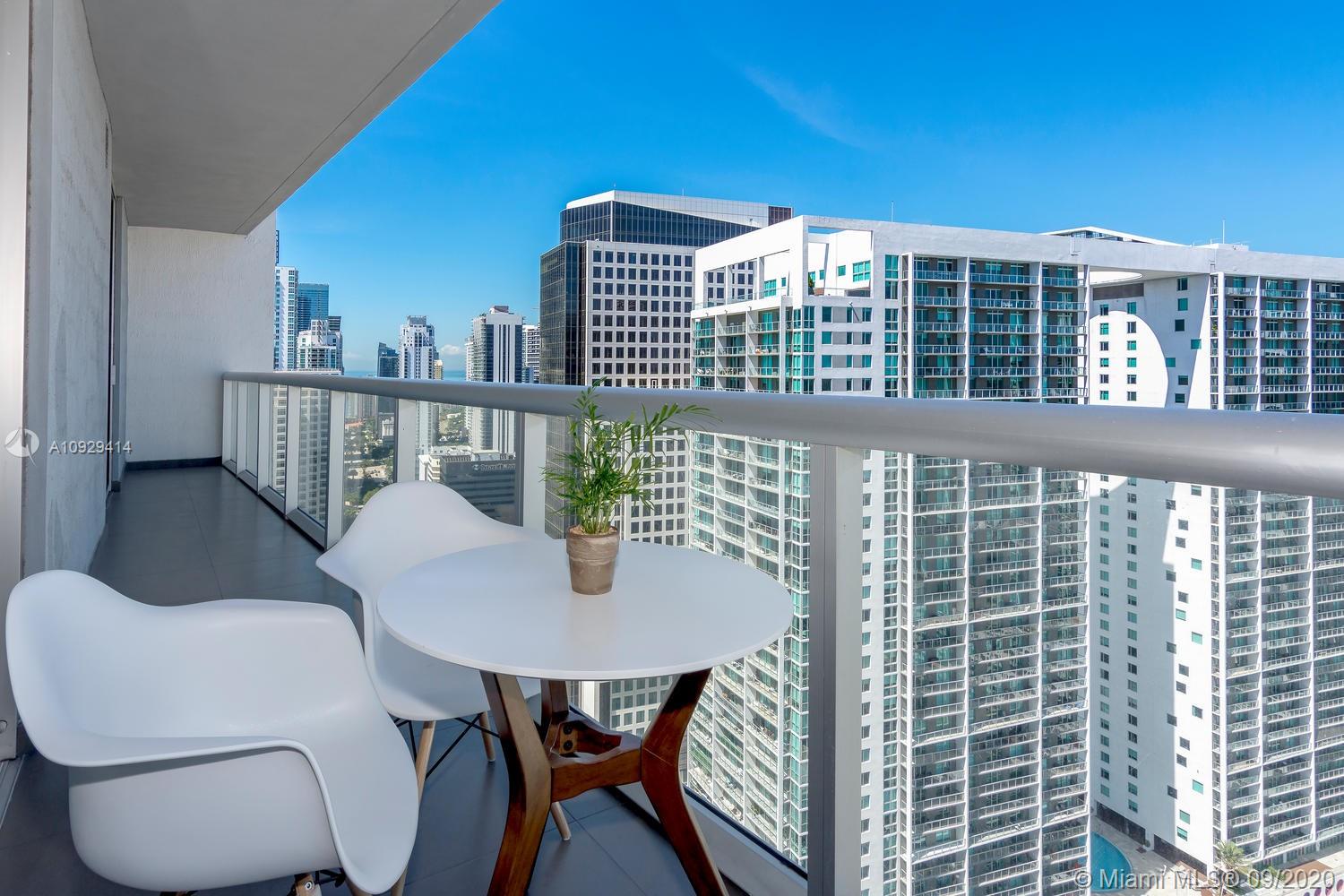 485 Brickell Avenue, Unit 3704 Miami, FL 33131 - Photo 10 of 65 Balcony and southwest view from 3704