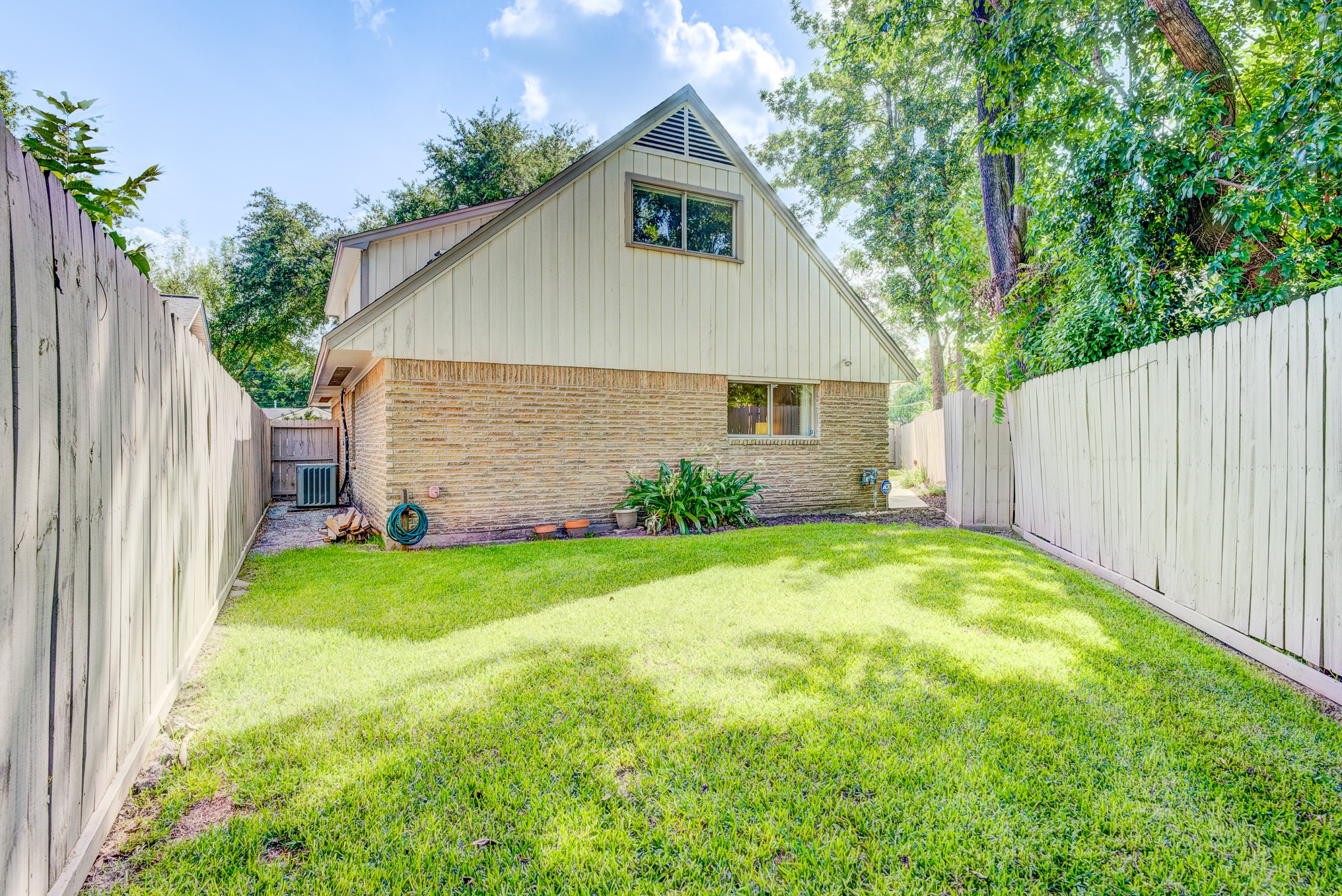 3334 Spring Valley Road Houston, TX 77080 - Photo 39 of 40