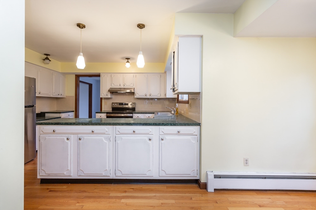 105 Cornhill Road Somerset, MA 02725 - Photo 14 of 38