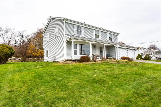 $615,000 | 105 Cornhill Road, Somerset, MA 02725