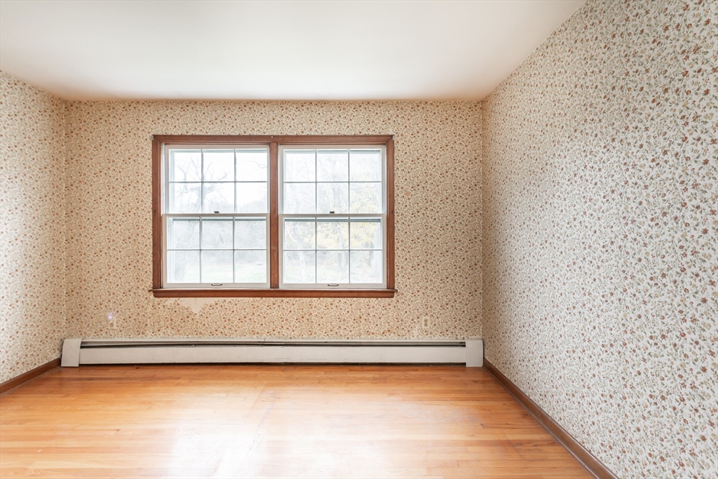 105 Cornhill Road Somerset, MA 02725 - Photo 24 of 38