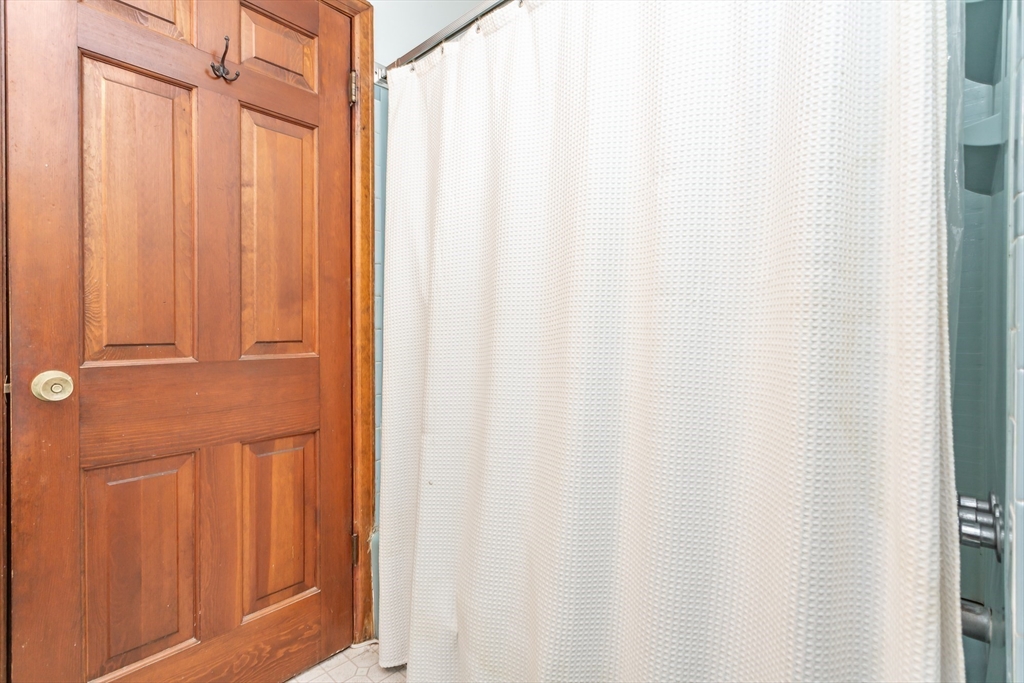 105 Cornhill Road Somerset, MA 02725 - Photo 30 of 38