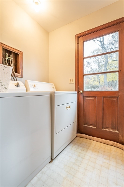 105 Cornhill Road Somerset, MA 02725 - Photo 32 of 38