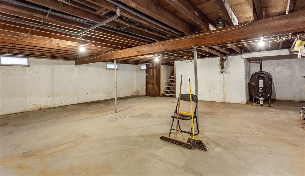 105 Cornhill Road Somerset, MA 02725 - Photo 33 of 38