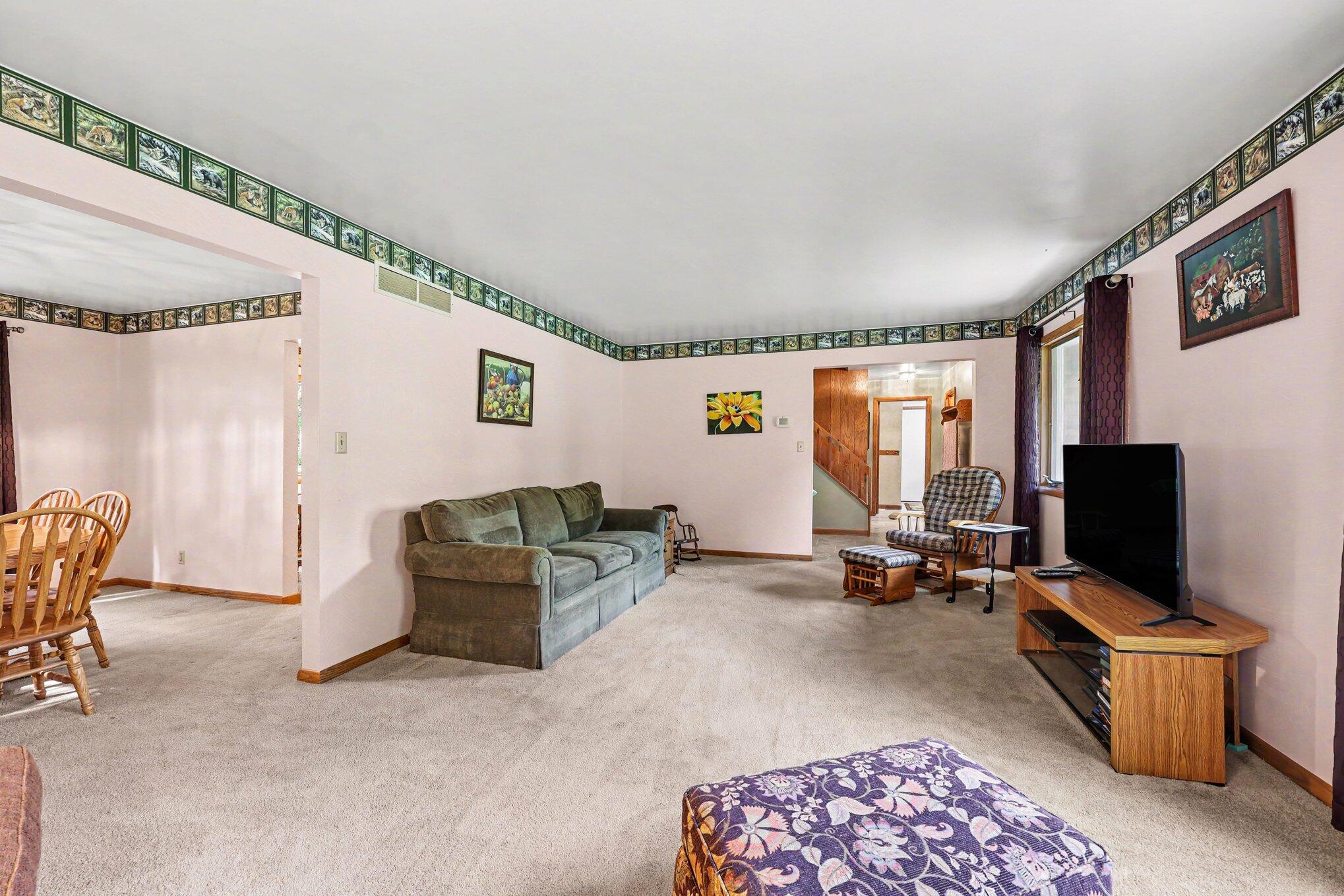 5688 West Waters Road Ann Arbor, MI 48103 - Photo 19 of 47 18 - 5688 W Waters Rd