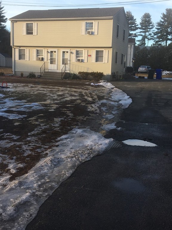 402-404 Fernbank Road Springfield, MA 01129 - Photo 2 of 2 Gallery Image 2