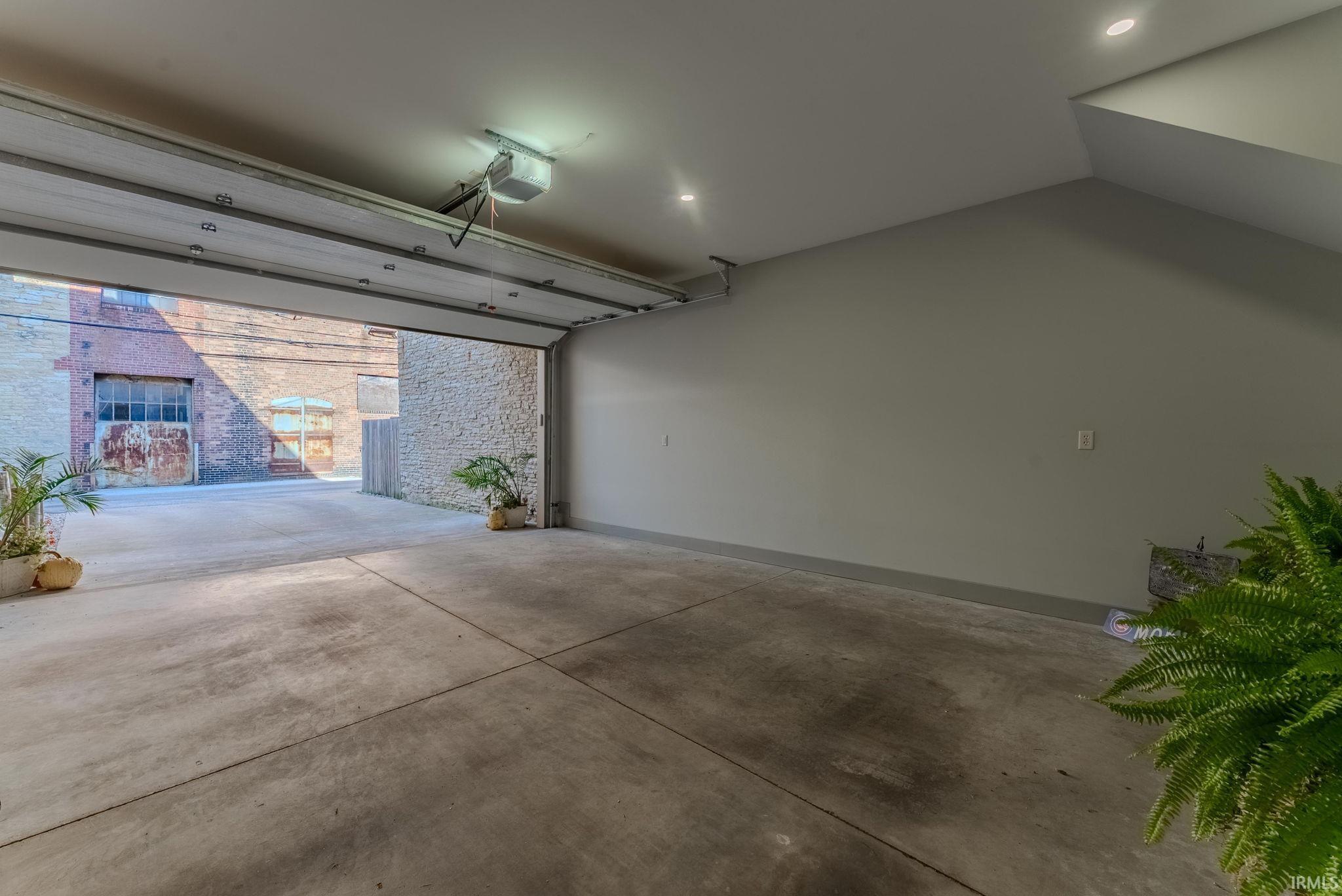 76 West Canal Street Wabash, IN 46992 - Photo 4 of 27