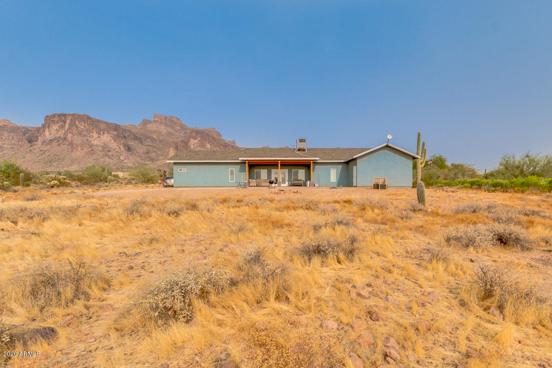 556 North Sunset Road Apache Junction, AZ 85119 - Photo 7 of 29 39-Sunset
