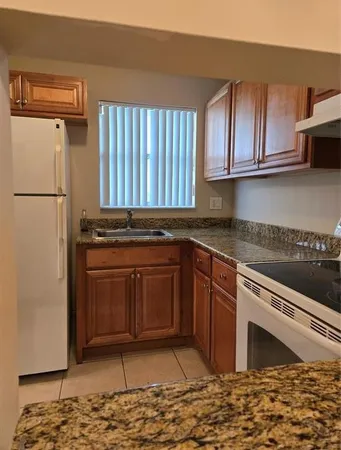 $1,475 | 8590 Sunrise Lakes Boulevard, Unit 106, Sunrise, FL 33322