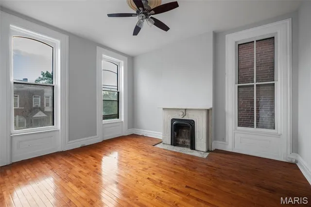 $375,000 | 1725 Oregon Place, St. Louis, MO 63104