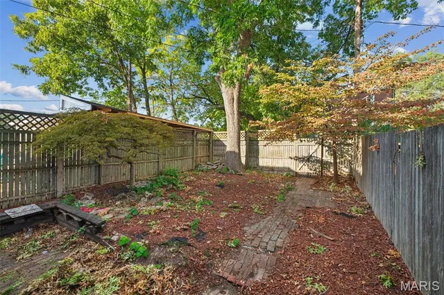 $375,000 | 1725 Oregon Place, St. Louis, MO 63104