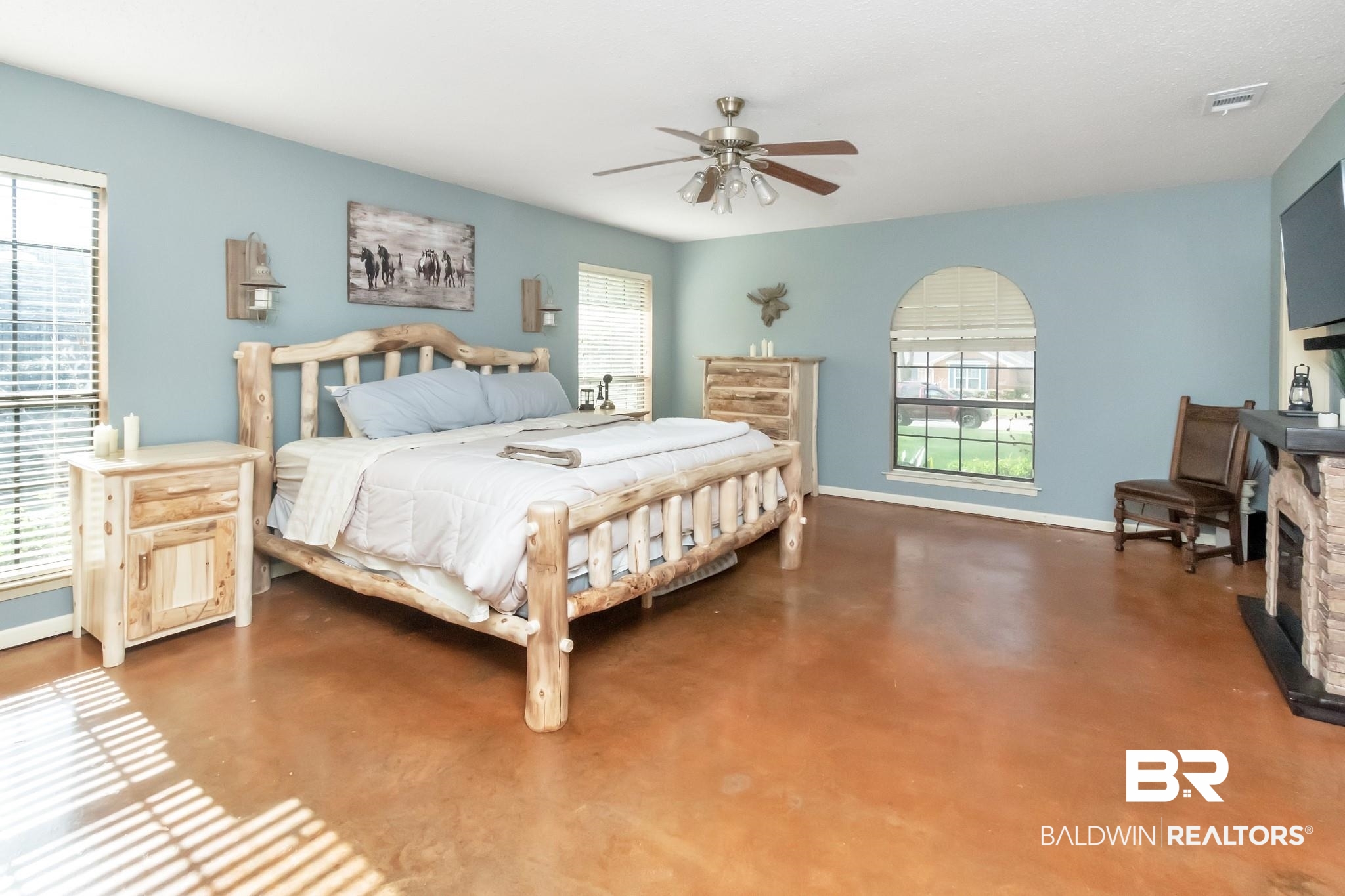 113 Dewitt Loop Daphne, AL 36526 - Photo 17 of 39 Master Bedroom