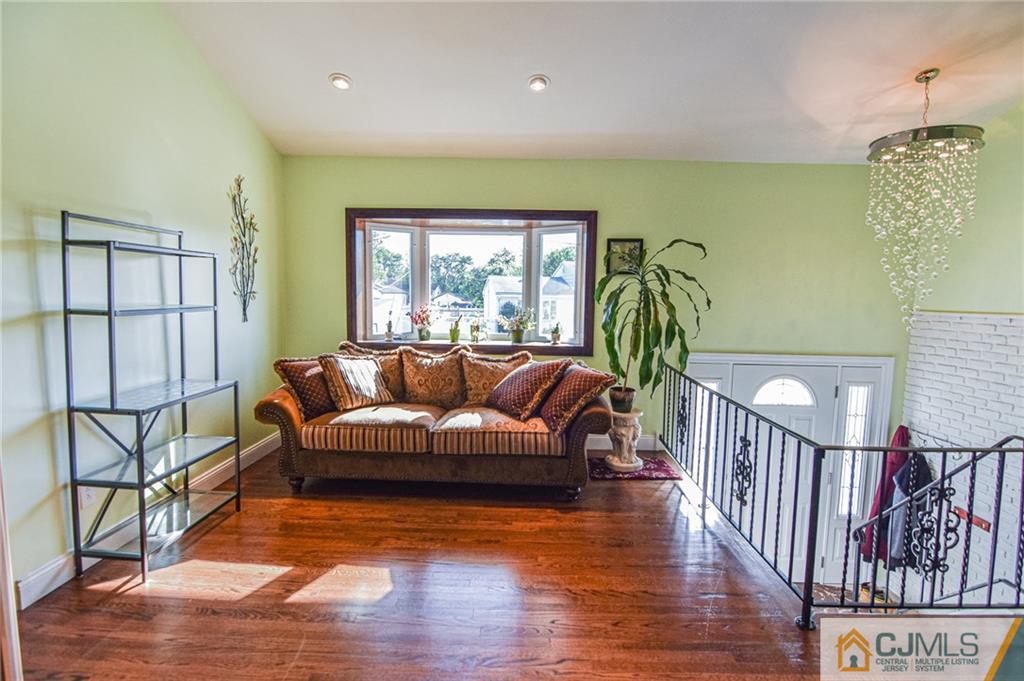 31 Arden Road Old Bridge, NJ 08857 - Photo 4 of 32 Gallery Image 4