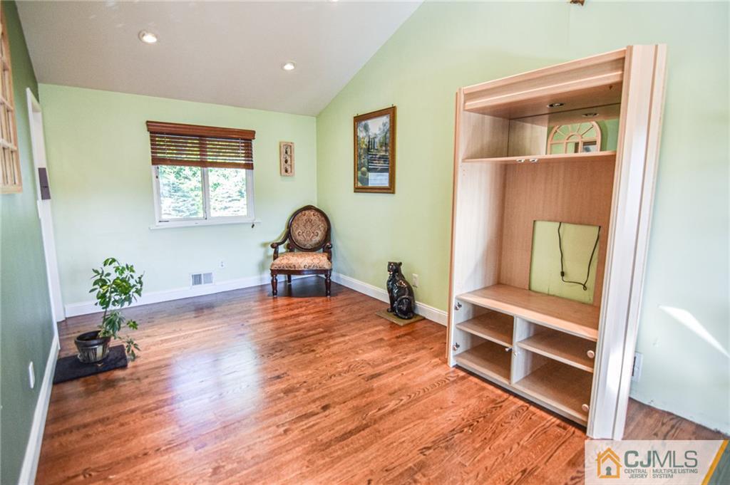 31 Arden Road Old Bridge, NJ 08857 - Photo 5 of 32 Gallery Image 5