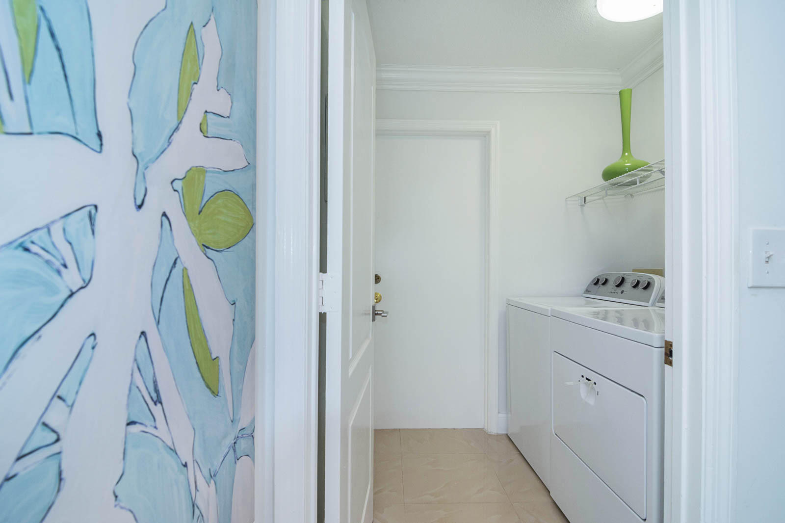 6160 La Vida Terrace Boca Raton, FL 33433 - Photo 23 of 28 9F1A2500-02E1-43DA-B06E-D874D936EFA2