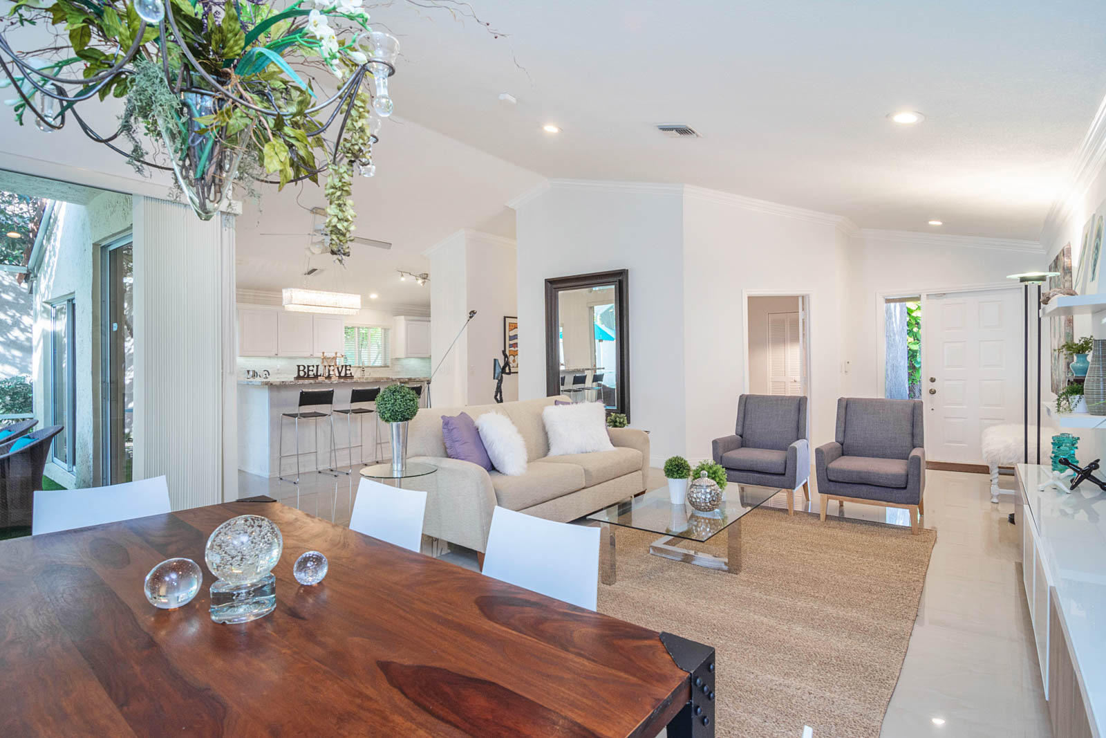 6160 La Vida Terrace Boca Raton, FL 33433 - Photo 6 of 28 F52FBB95-4938-4B71-BA40-C84C973C4308