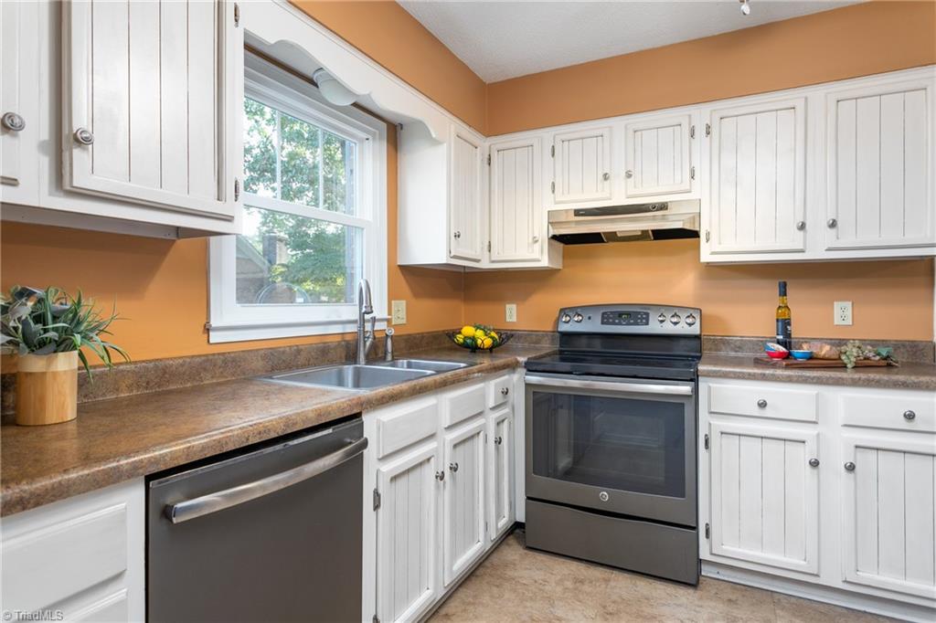 4849 Tower Road, Unit F Greensboro, NC 27410 - Photo 8 of 24