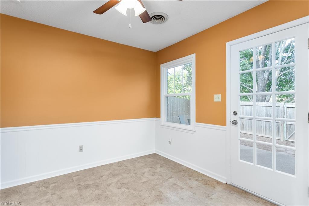 4849 Tower Road, Unit F Greensboro, NC 27410 - Photo 10 of 24 Breakfast room
