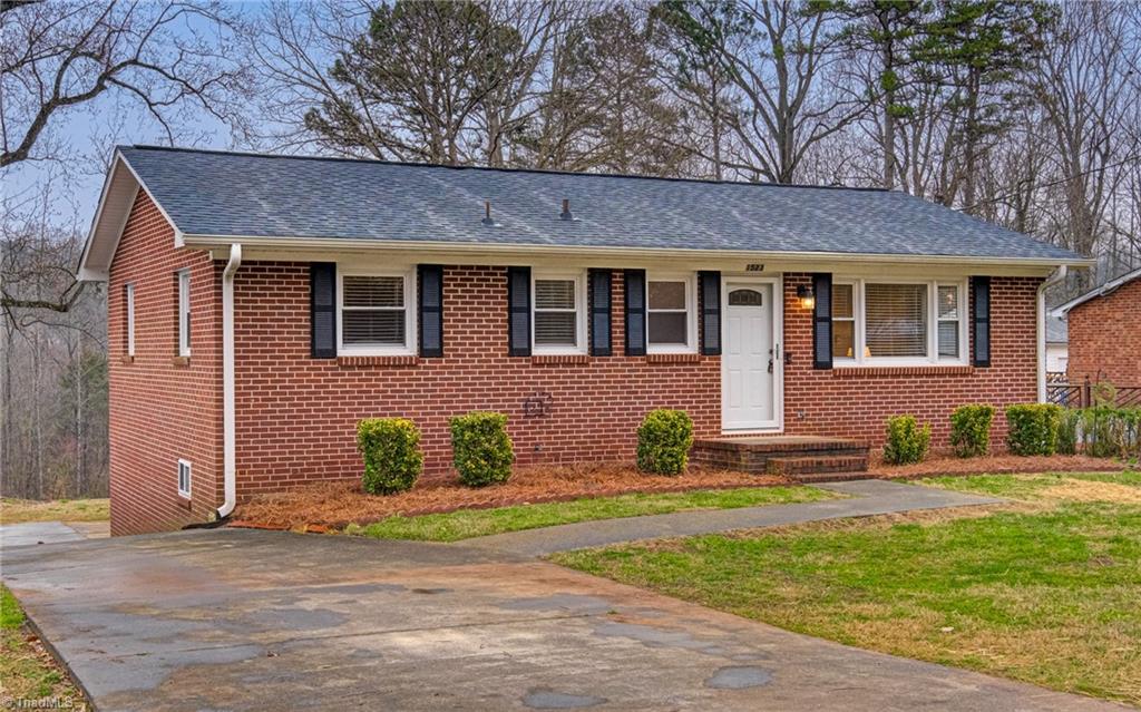 1523 Runabout Road Pfafftown, NC 27040 - Photo 1 of 30 Gallery Image 1