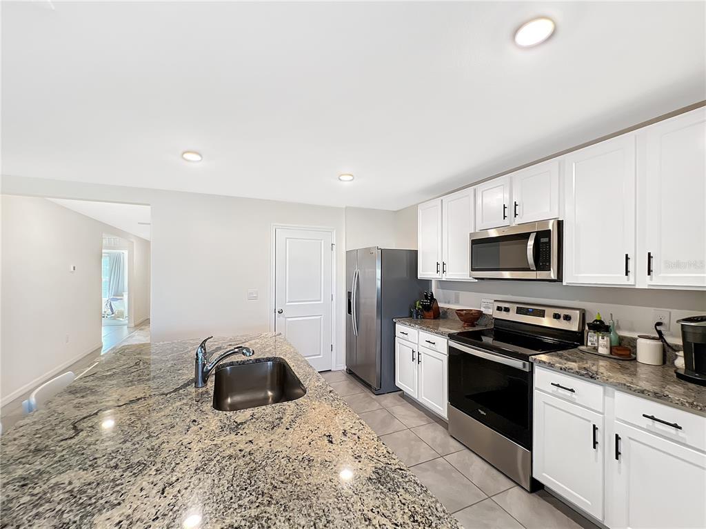 5563 Southwest 43rd Court Ocala, FL 34474 - Photo 7 of 29