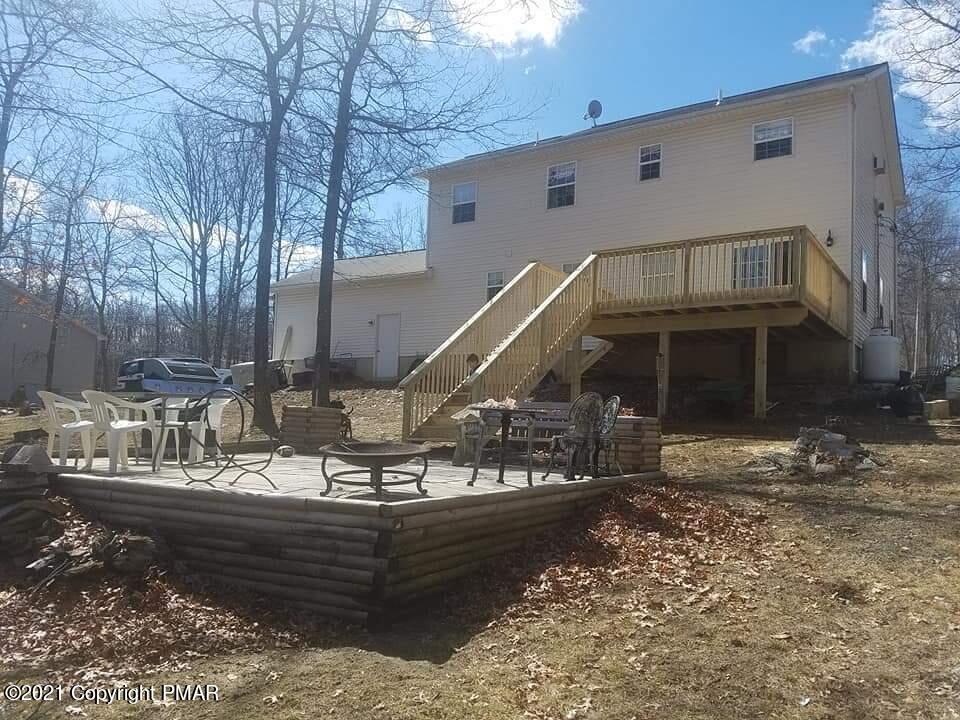 4432 Pine Ridge Drive West Bushkill, PA 18324 - Photo 15 of 22 Bottom Patio