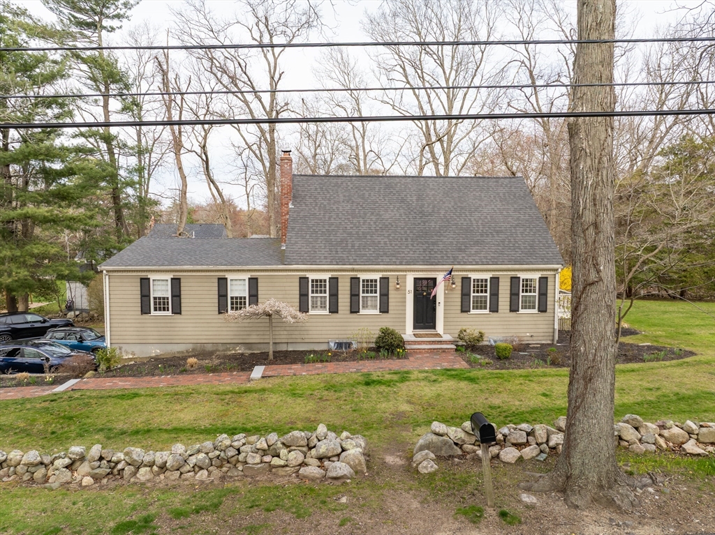 51 Mann Road Scituate, MA 02066 - Photo 4 of 14 Gallery Image 4