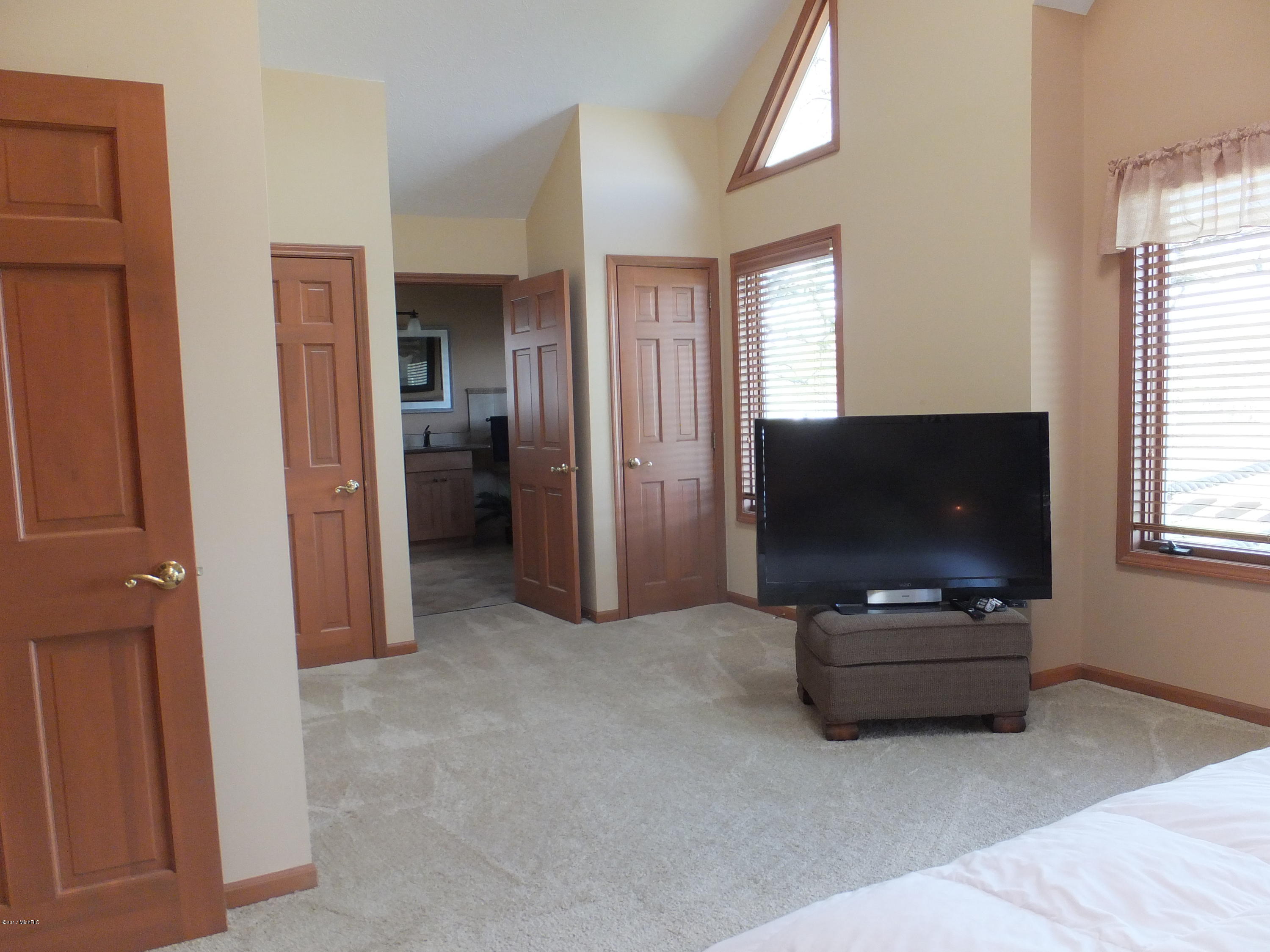 68517 Oak Spring Road Edwardsburg, MI 49112 - Photo 14 of 36 S0292533