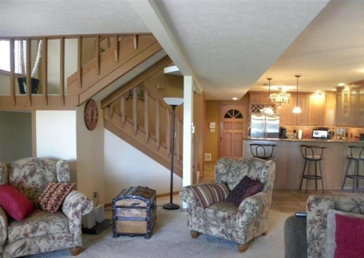 68517 Oak Spring Road Edwardsburg, MI 49112 - Photo 7 of 36 20150419140418851006000000-o (2)