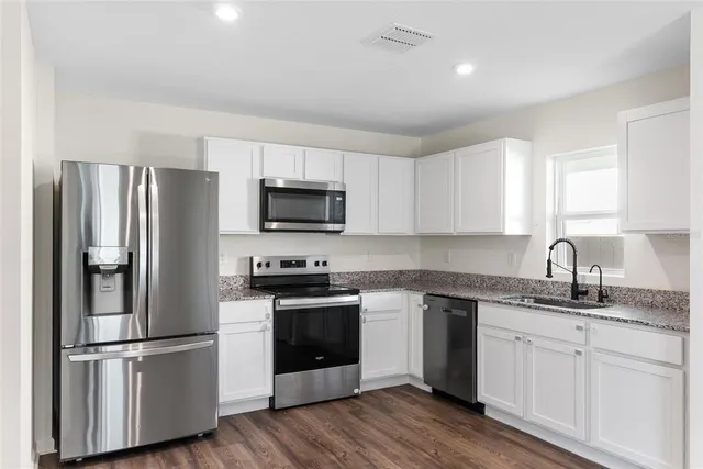 $1,850 | 2059 Kentucky Road, Sumterville, FL 33585