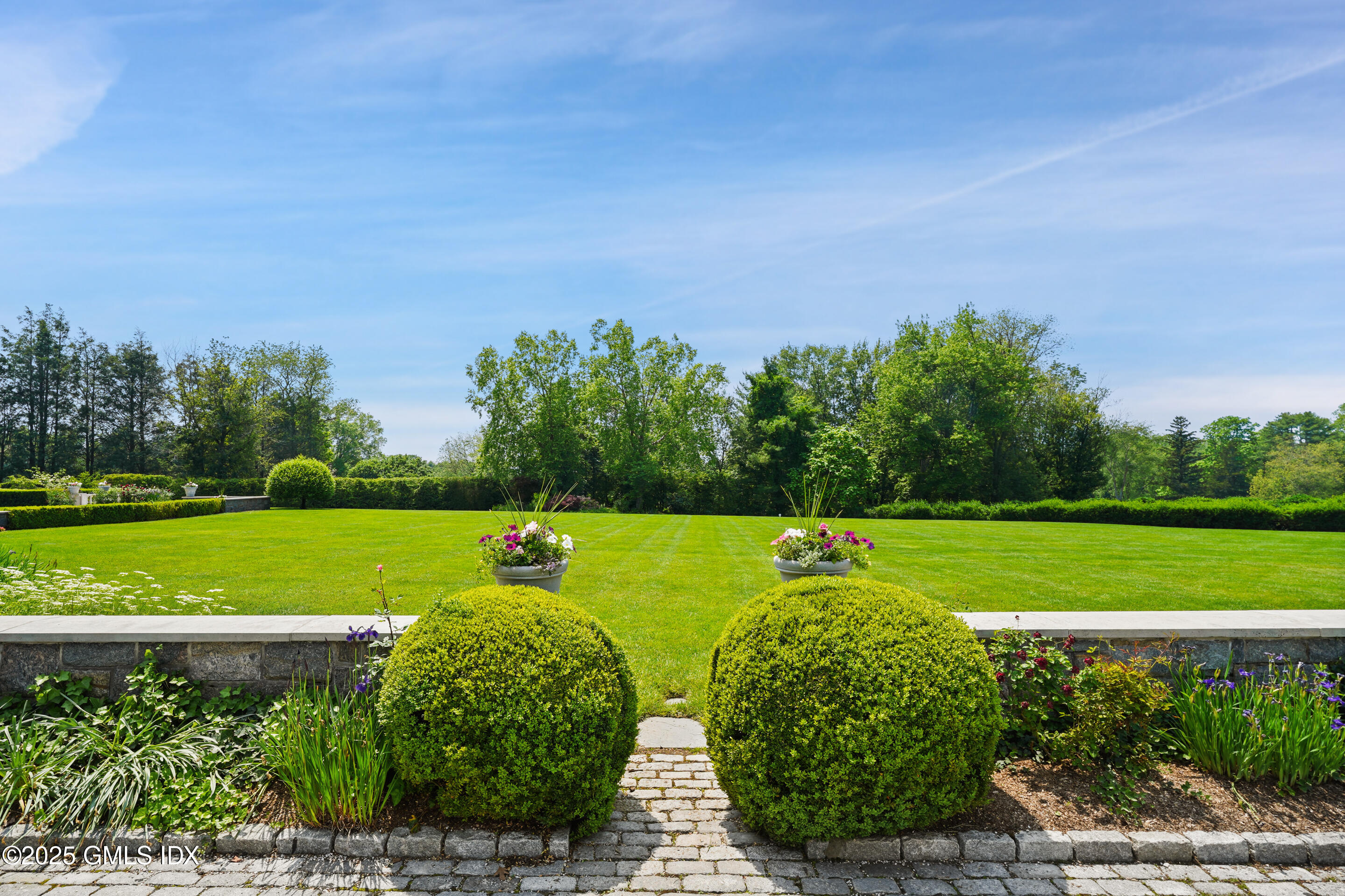 550 Round Hill Road Greenwich, CT 06831 - Photo 46 of 57 DSC01962_1