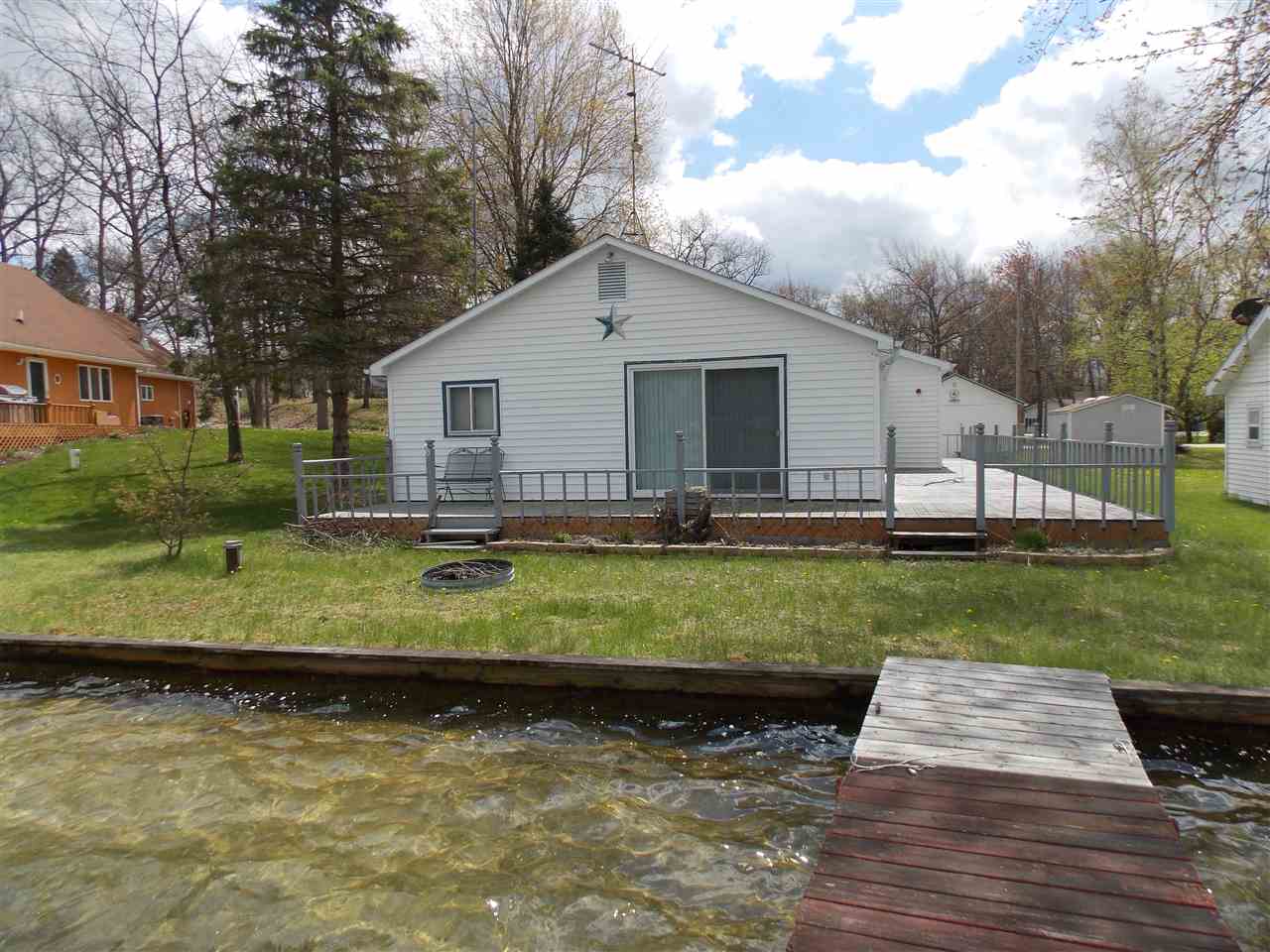 6986 North Ridge Road Harrison, MI 48625 - Photo 1 of 19 1816369.JPG