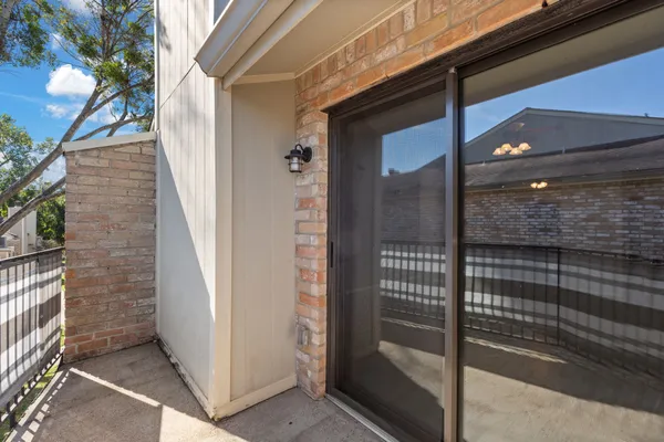 $155,000 | 8100 Cambridge Street, Unit 136, Houston, TX 77054