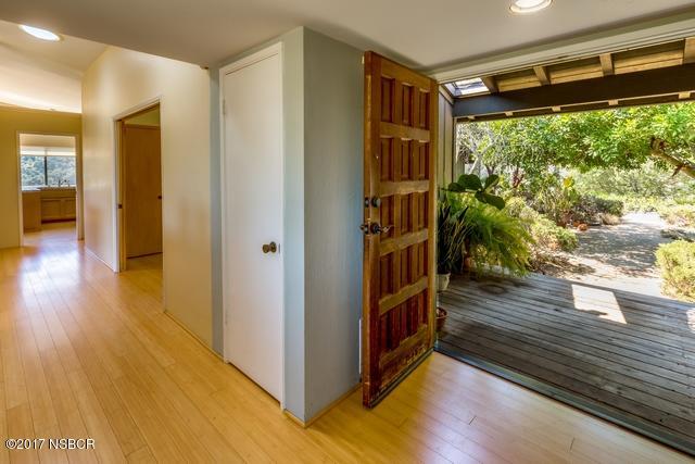 1415 La Cima Road Santa Barbara, CA 93101 - Photo 7 of 45 Front Doors