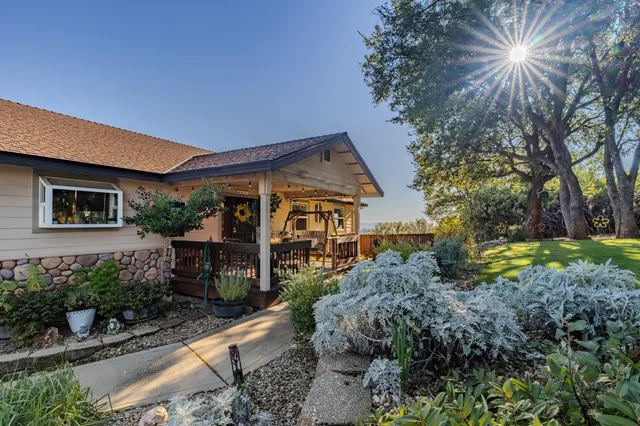 $555,000 | 13996 Toma Lane, Pine Grove, CA 95665