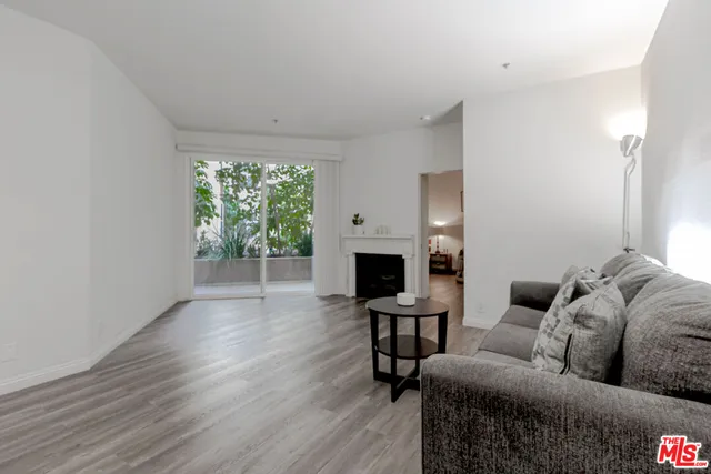 $619,000 | 620 South Gramercy Place, Unit 105, Los Angeles, CA 90010