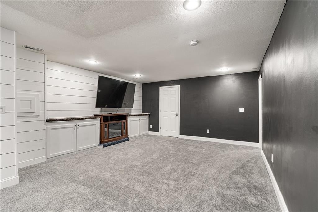 20865 Poplar Court Spring Hill, KS 66083 - Photo 24 of 42