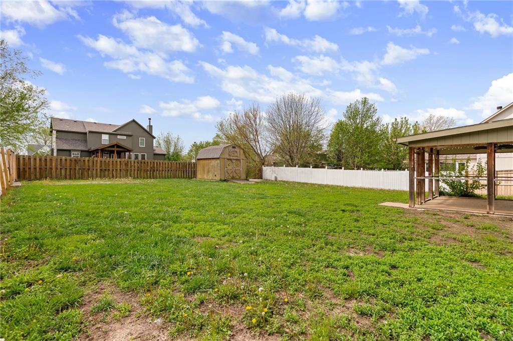 20865 Poplar Court Spring Hill, KS 66083 - Photo 34 of 42