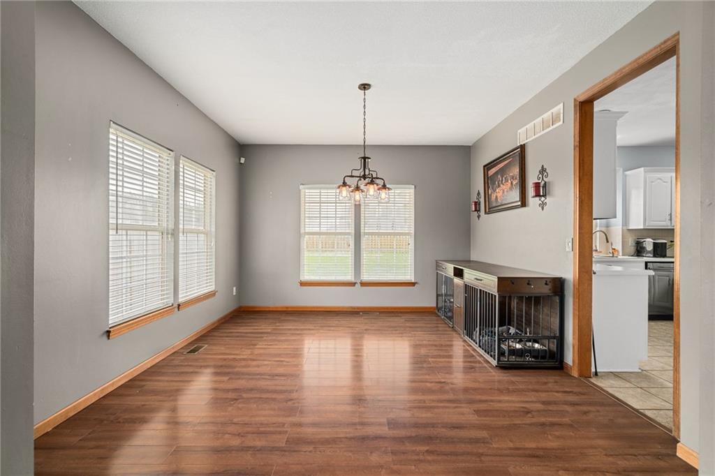 20865 Poplar Court Spring Hill, KS 66083 - Photo 5 of 42
